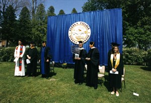 Image description is not available for 1992.063